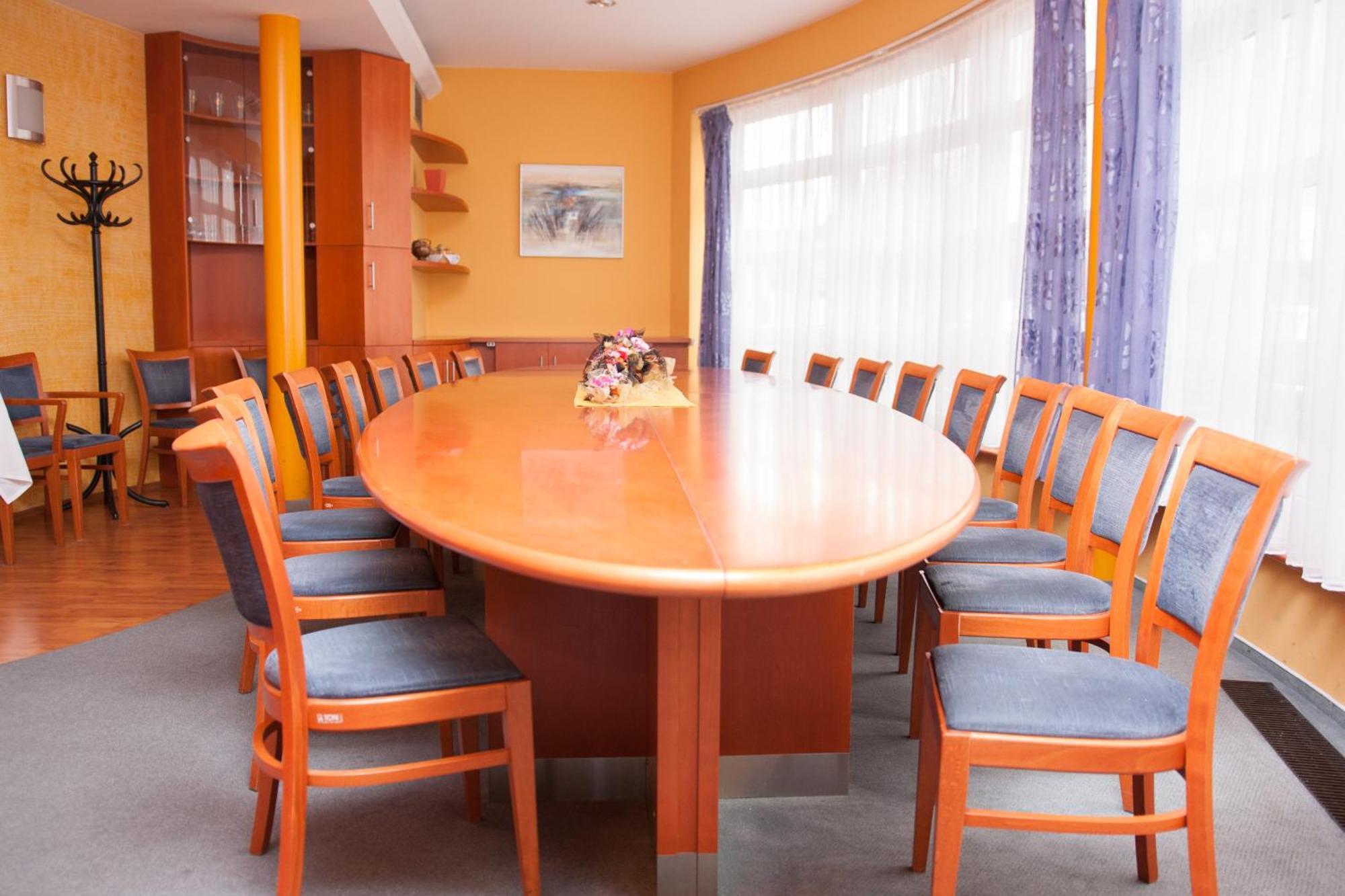 Hotel Rottal Отроковице Экстерьер фото