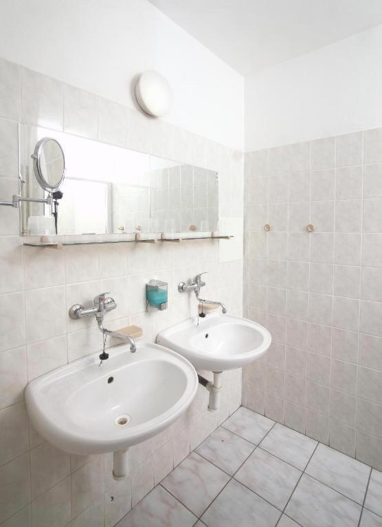 Hotel Rottal Отроковице Экстерьер фото